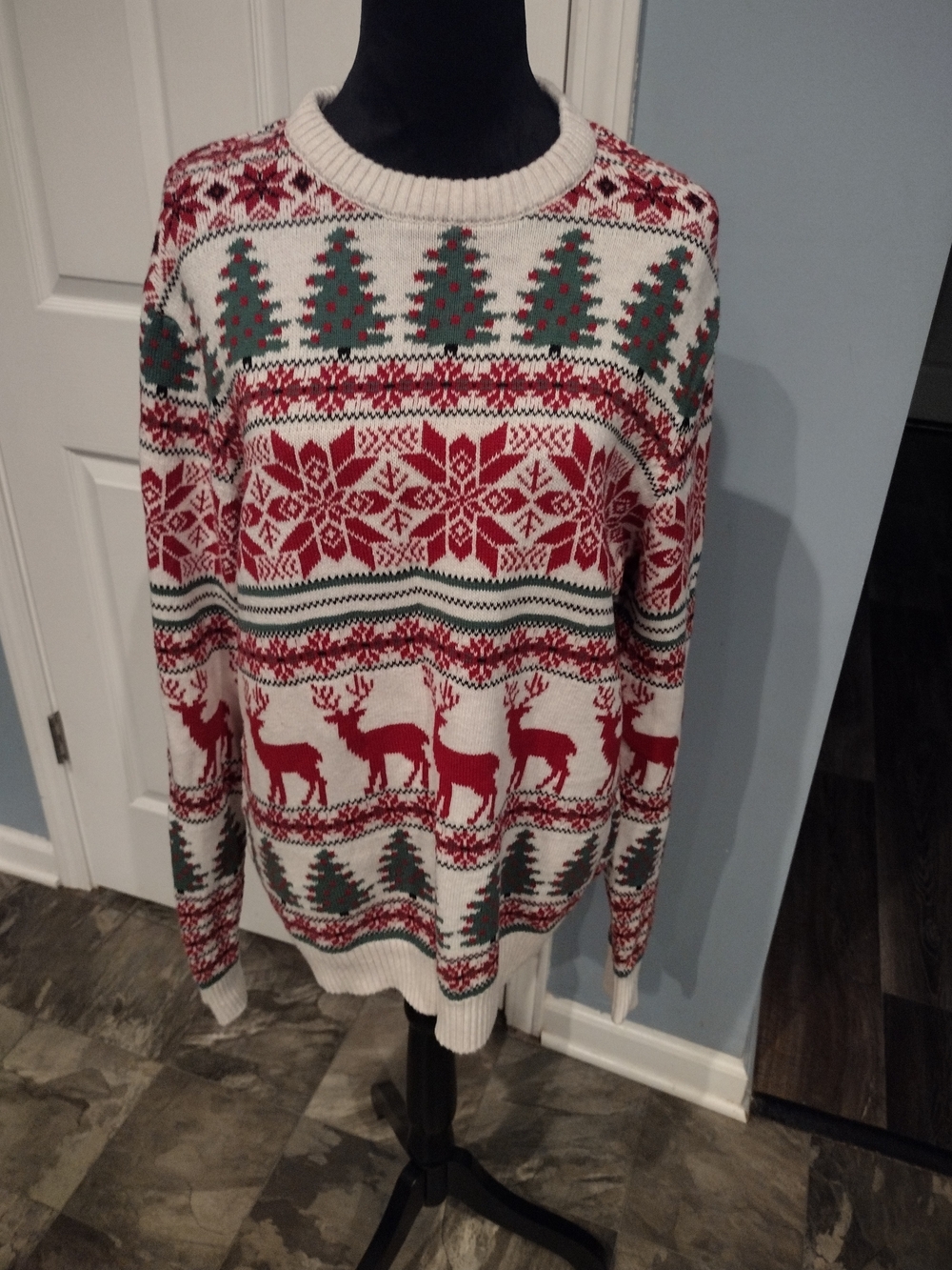 Aspen Men's Red & Green Fair Isle Holiday Sweater